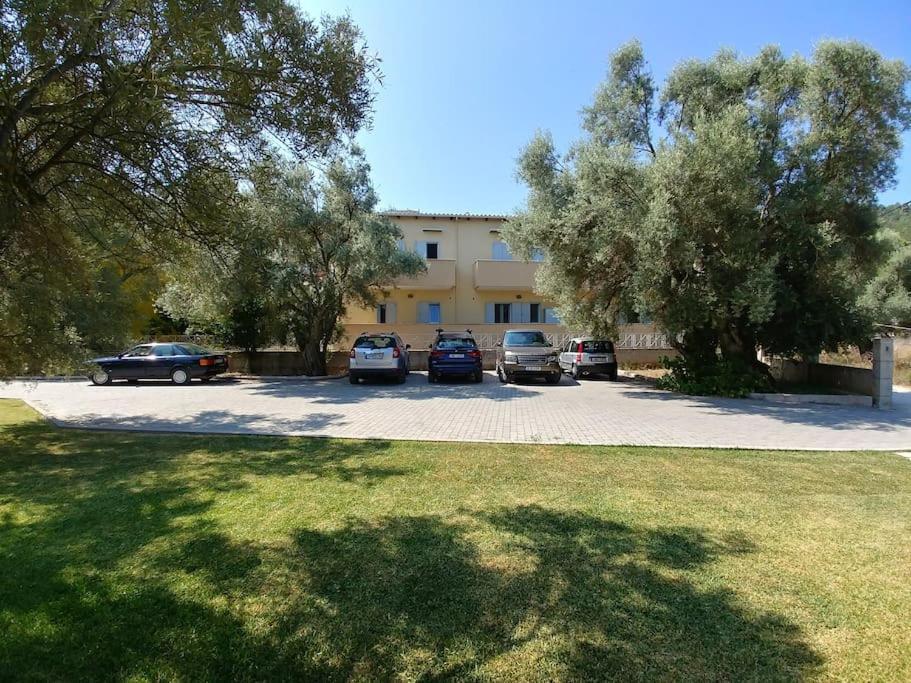 Villa *Drosia*/5' From Town & Sea/Mountain View Frínion Dış mekan fotoğraf