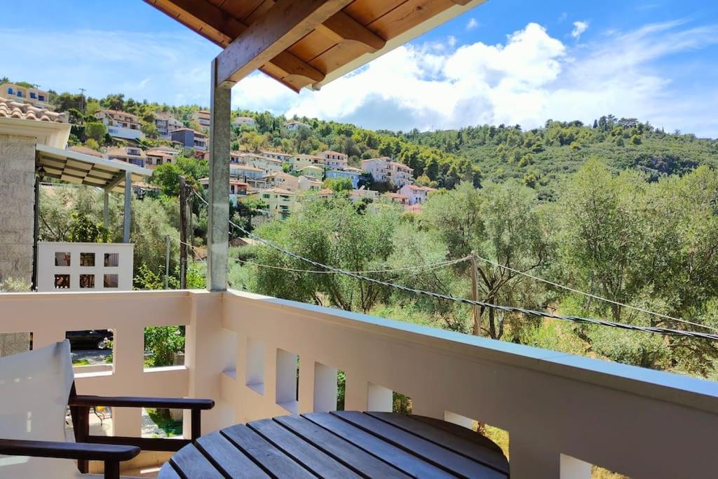 Villa *Drosia*/5' From Town & Sea/Mountain View Frínion Dış mekan fotoğraf